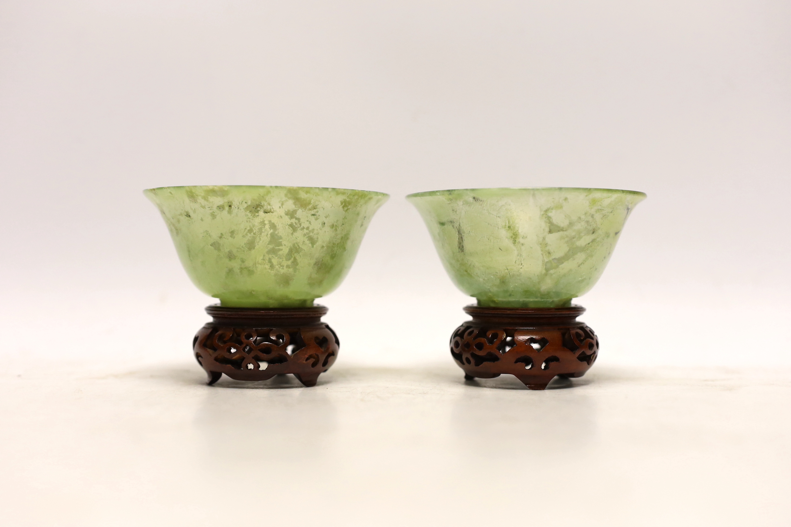 Two Chinese hardstone bowls on stands (boxed) 7.5cm high, including stands